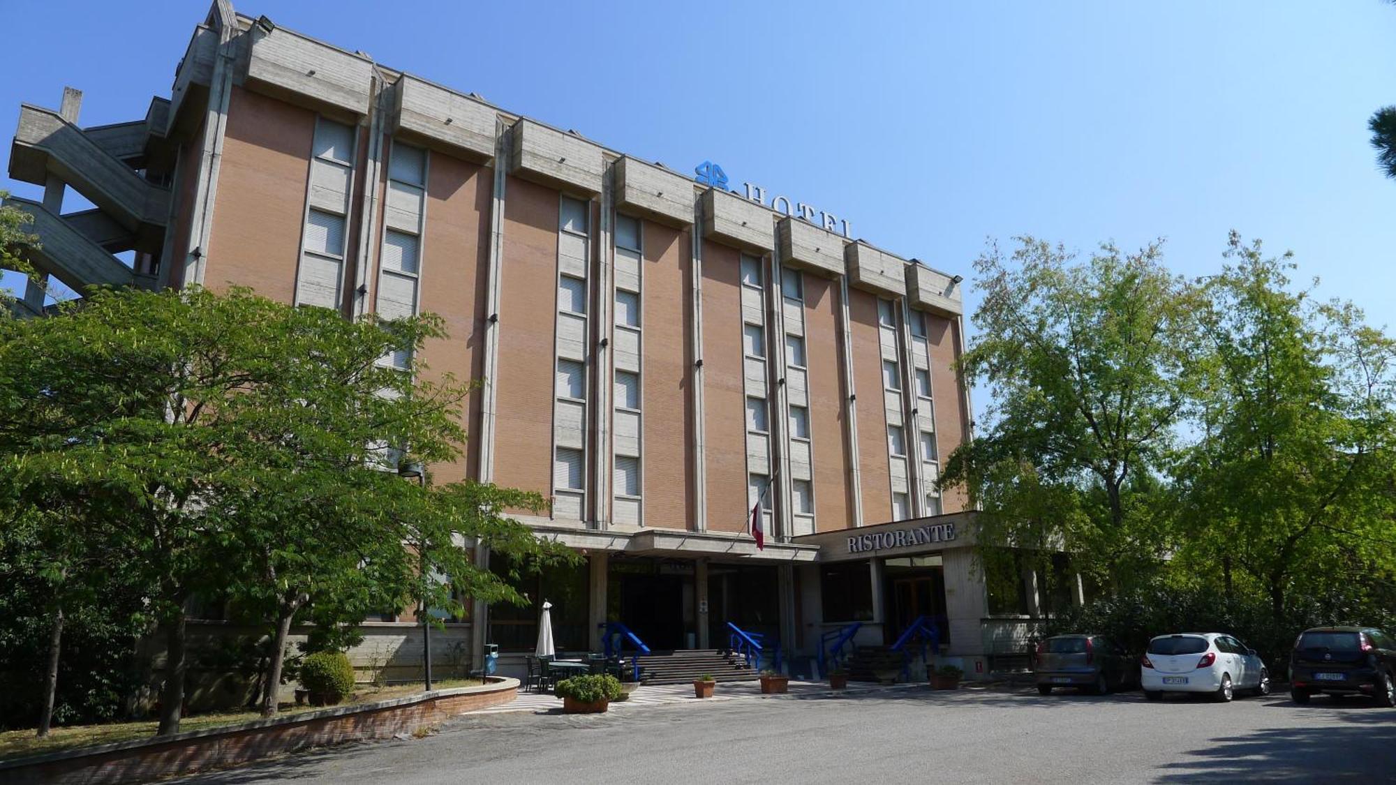 Hotel Grassetti 4*